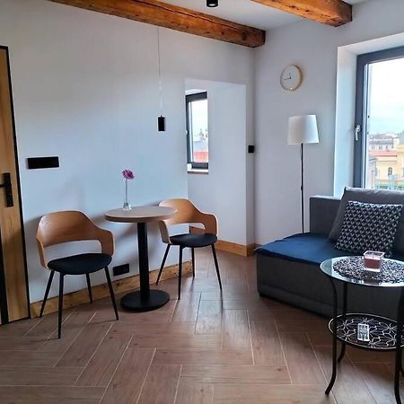 Uroczy Apartament W Centrum Krakowa Extérieur photo